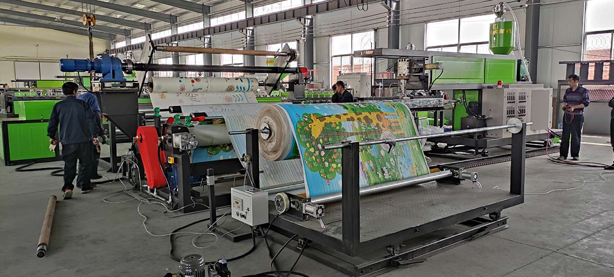 Extrusion Coater / Extrusion Laminator Extrusion Coater / Extrusion Laminator